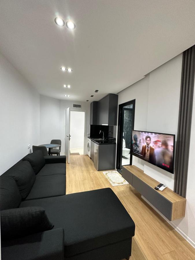 Cozystayapartments By Flow Tirana Exterior photo